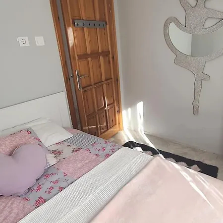 Sahil Sitelerinde Huzurlu Triplex 3+1 *
